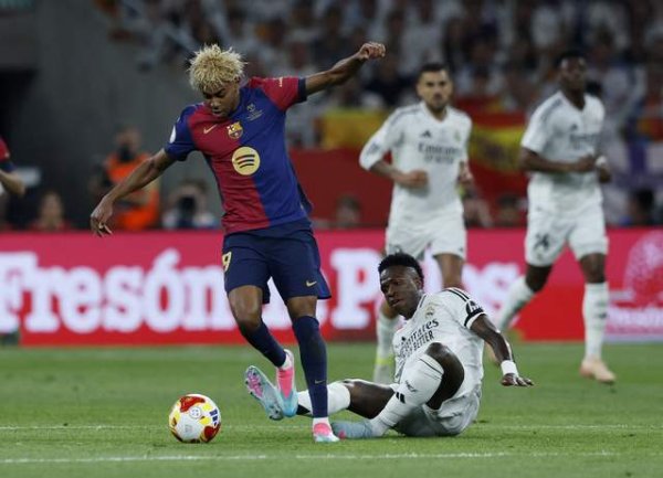 海越互赢 相恋13天！18岁亚马尔与25岁女友分手：女方疑出轨皇马小将